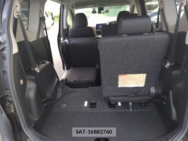Toyota SIENTA 2020-12 7619998-25