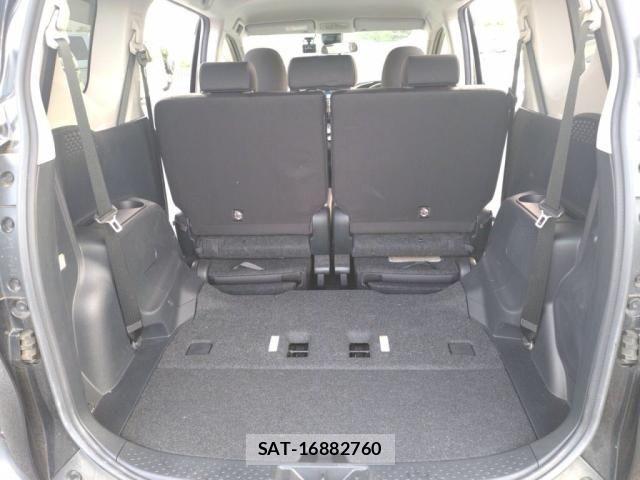 Toyota SIENTA 2020-12 7619998-27