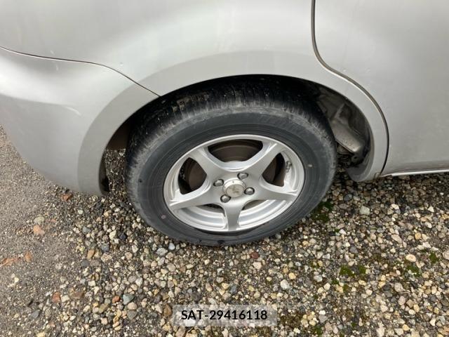 Toyota SIENTA 2007-08 7620038-7