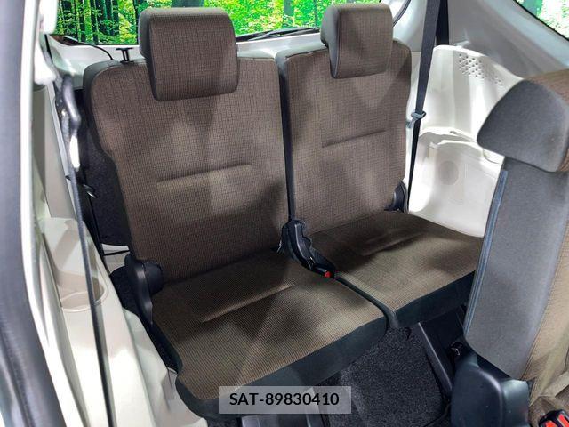 Toyota SIENTA 2016-10 7620002-9