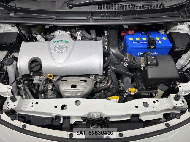 Toyota SIENTA 2016-10 7620002-18