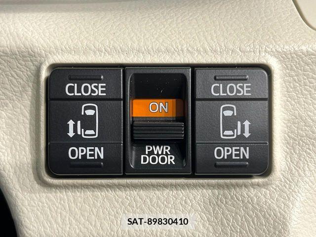 Toyota SIENTA 2016-10 7620002-2