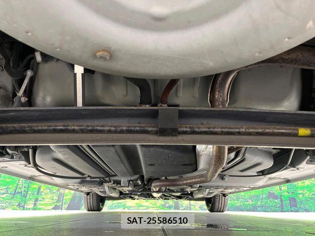 Toyota SIENTA 2018-01 7620015-18