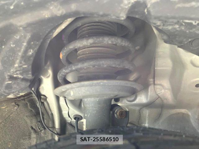 Toyota SIENTA 2018-01 7620015-19
