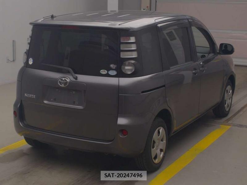 Toyota SIENTA 2009-12 7610993-1