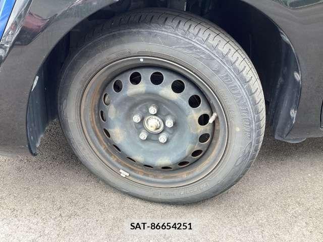 Toyota SIENTA 2016-03 7620033-12
