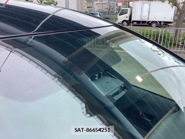 Toyota SIENTA 2016-03 7620033-18