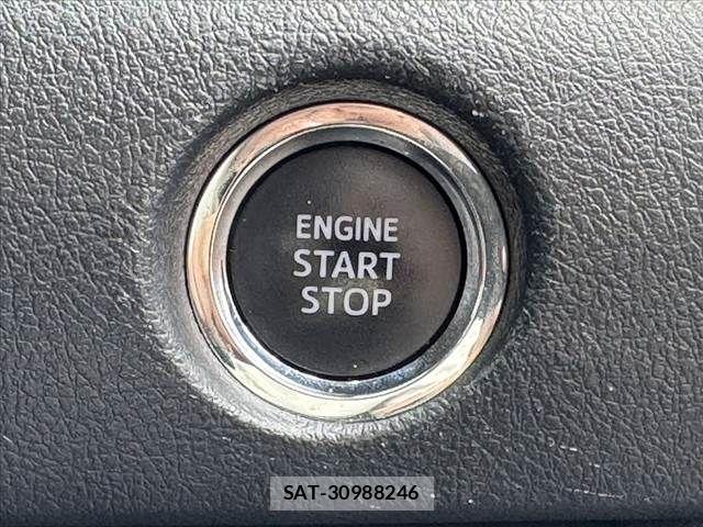 Toyota SIENTA 2017-09 7620007-27
