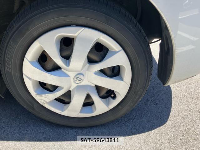 Toyota SIENTA 2018-04 7620034-10