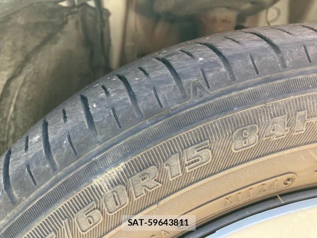 Toyota SIENTA 2018-04 7620034-12