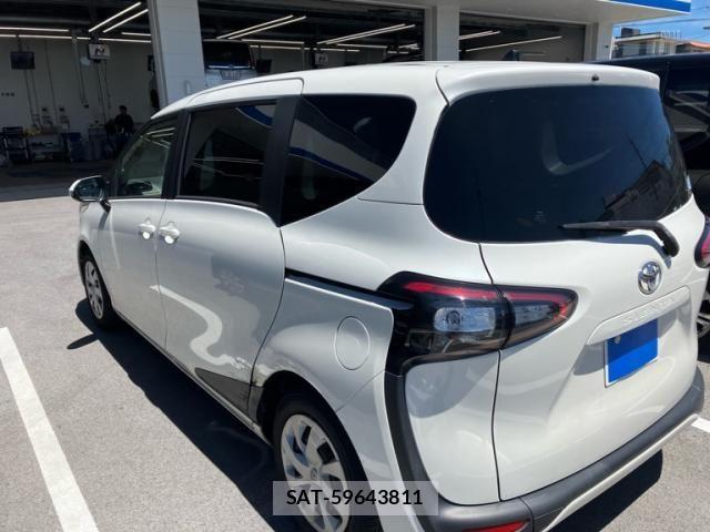 Toyota SIENTA 2018-04 7620034-5