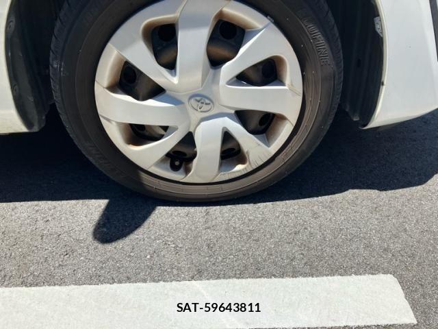 Toyota SIENTA 2018-04 7620034-8