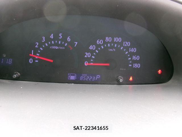 Toyota SIENTA 2012-01 7620035-25