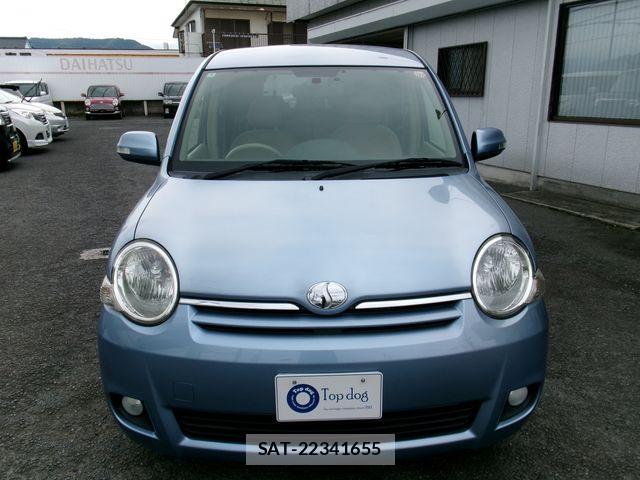 Toyota SIENTA 2012-01 7620035-3