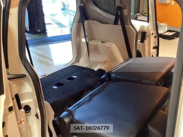 Toyota SIENTA 2017-03 7620032-16