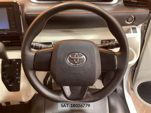 Toyota SIENTA 2017-03 7620032-18
