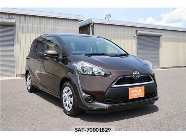 Toyota SIENTA 2016-06 7620004-17