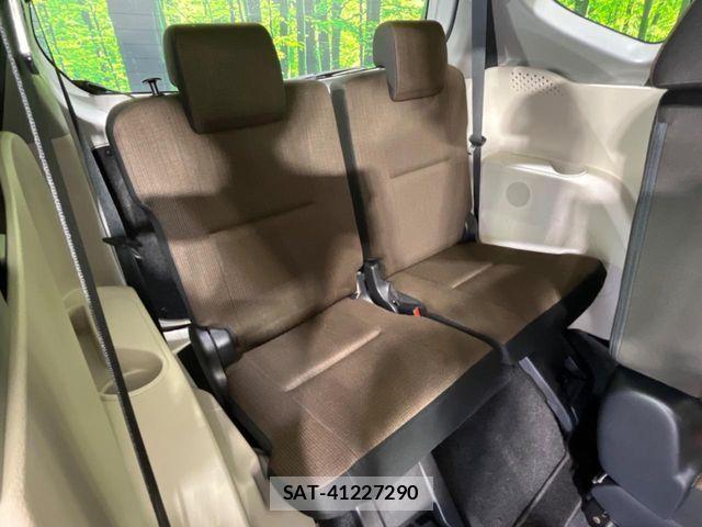 Toyota SIENTA 2015-07 7620024-10