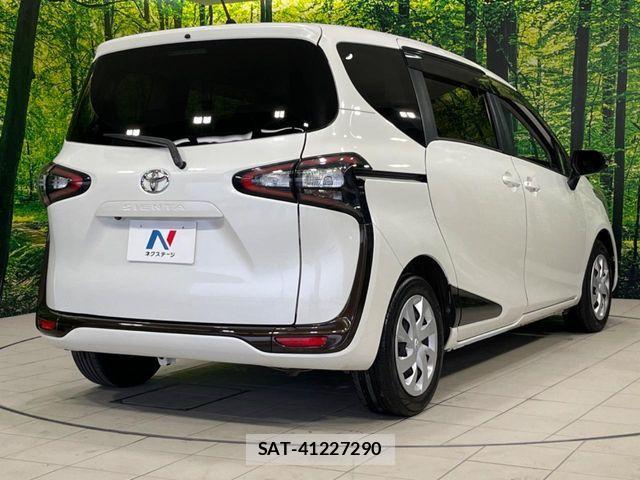 Toyota SIENTA 2015-07 7620024-18
