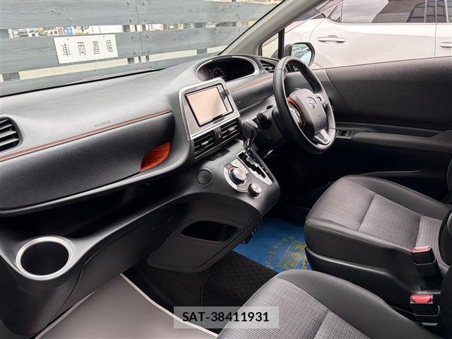 Toyota SIENTA 2018-10 7620005-13