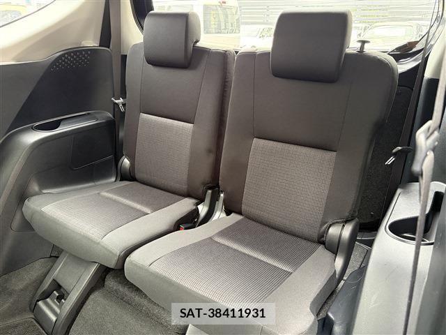 Toyota SIENTA 2018-10 7620005-18