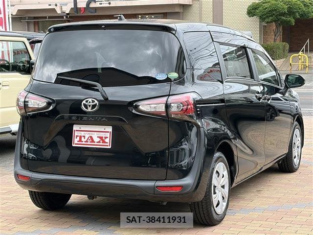 Toyota SIENTA 2018-10 7620005-3
