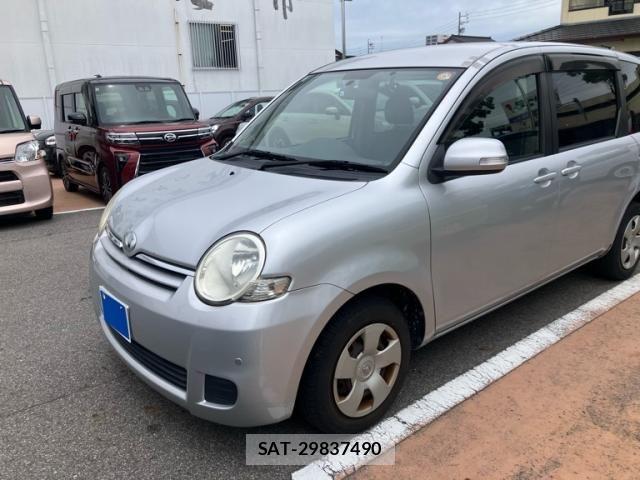 Toyota SIENTA 2012-04 7620036-1