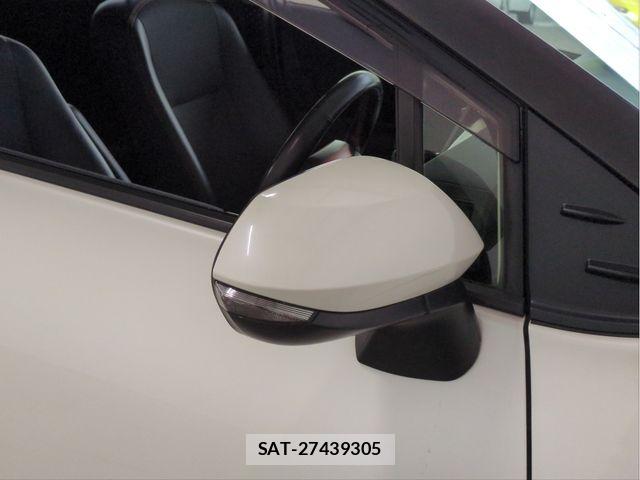 Toyota SIENTA 2017-11 7620025-23