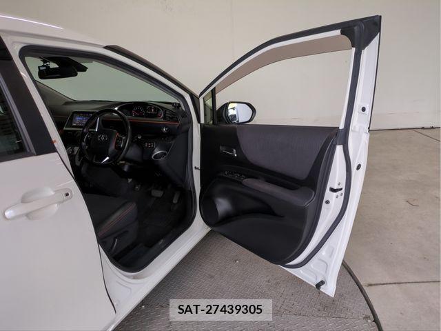 Toyota SIENTA 2017-11 7620025-28