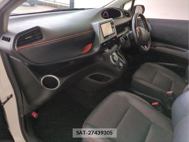 Toyota SIENTA 2017-11 7620025-2