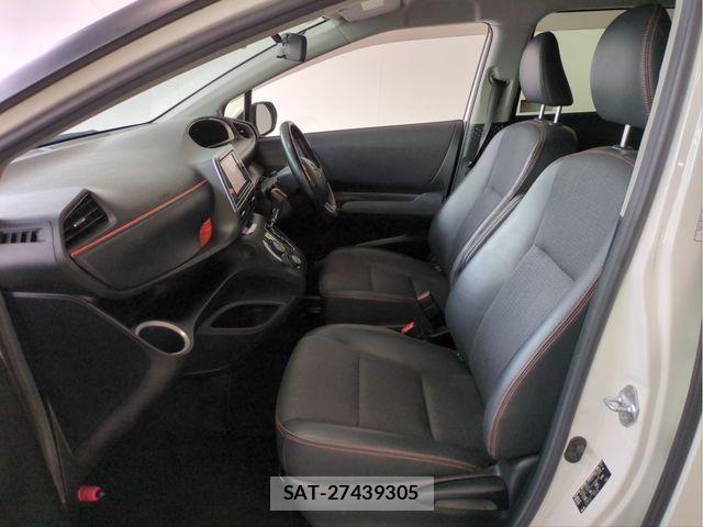 Toyota SIENTA 2017-11 7620025-3