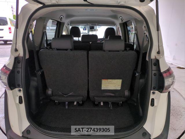 Toyota SIENTA 2017-11 7620025-6