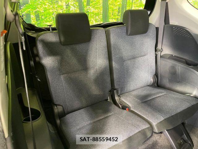 Toyota SIENTA 2016-01 7620026-9