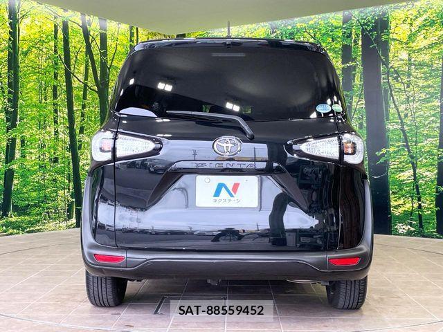Toyota SIENTA 2016-01 7620026-15