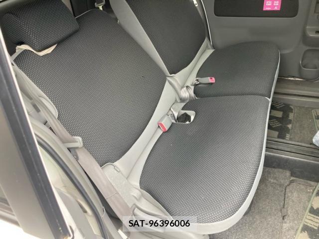 Toyota SIENTA 2005-07 7620042-13