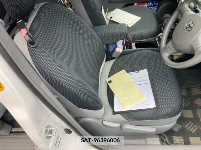 Toyota SIENTA 2005-07 7620042-14