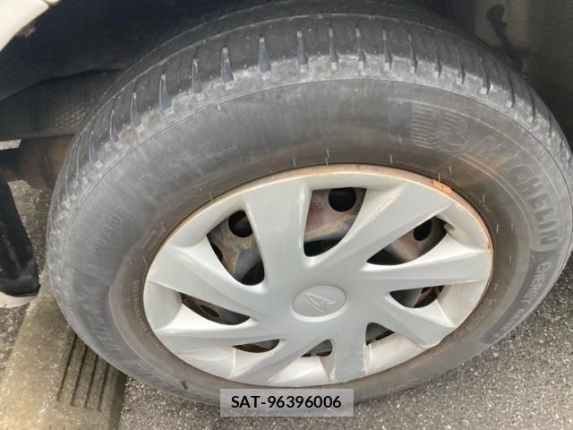 Toyota SIENTA 2005-07 7620042-5