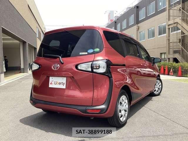 Toyota SIENTA 2016-10 7620014-4