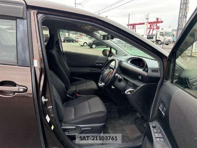 Toyota SIENTA 2018-12 7620016-13