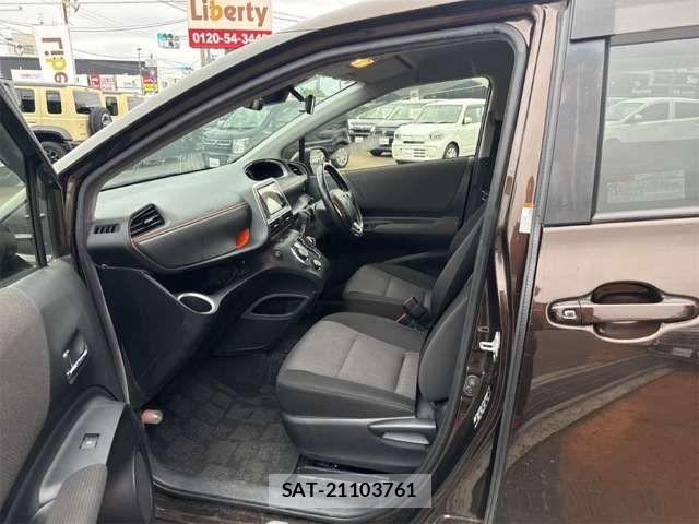 Toyota SIENTA 2018-12 7620016-14