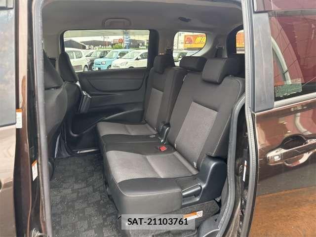 Toyota SIENTA 2018-12 7620016-15