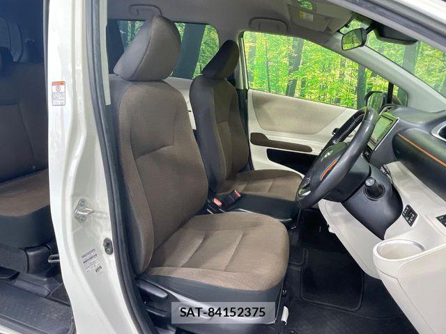 Toyota SIENTA 2016-08 7620017-7