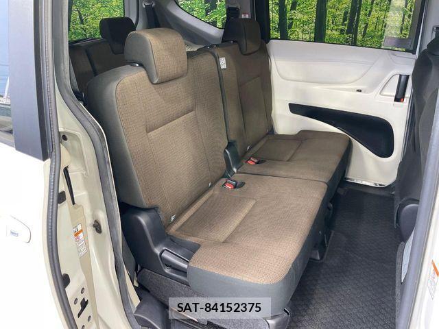 Toyota SIENTA 2016-08 7620017-8