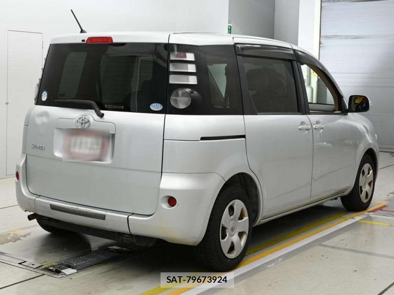 Toyota SIENTA 2008-03 7633714-1