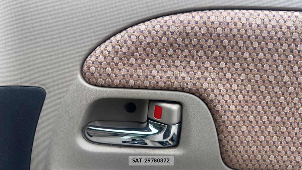 Toyota SIENTA 2011-10 7491216-19
