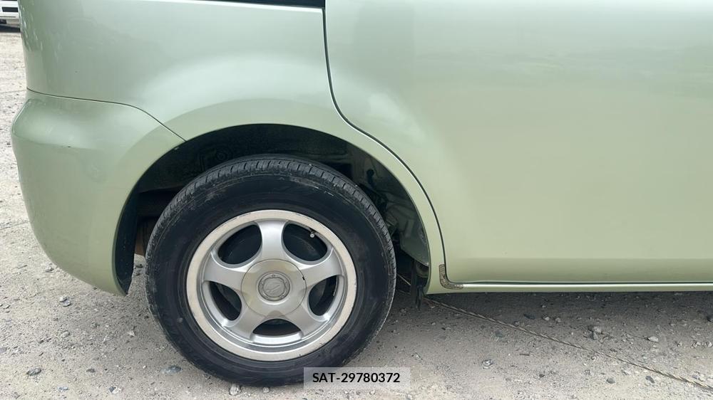 Toyota SIENTA 2011-10 7491216-25