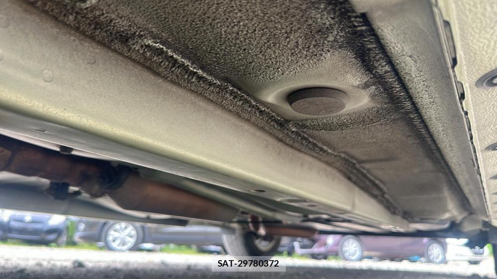 Toyota SIENTA 2011-10 7491216-34