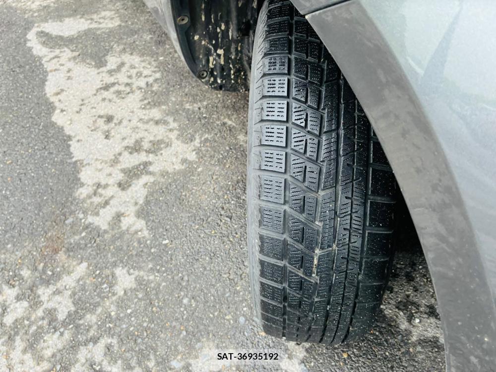 Toyota SIENTA 2010-03 7348066-32