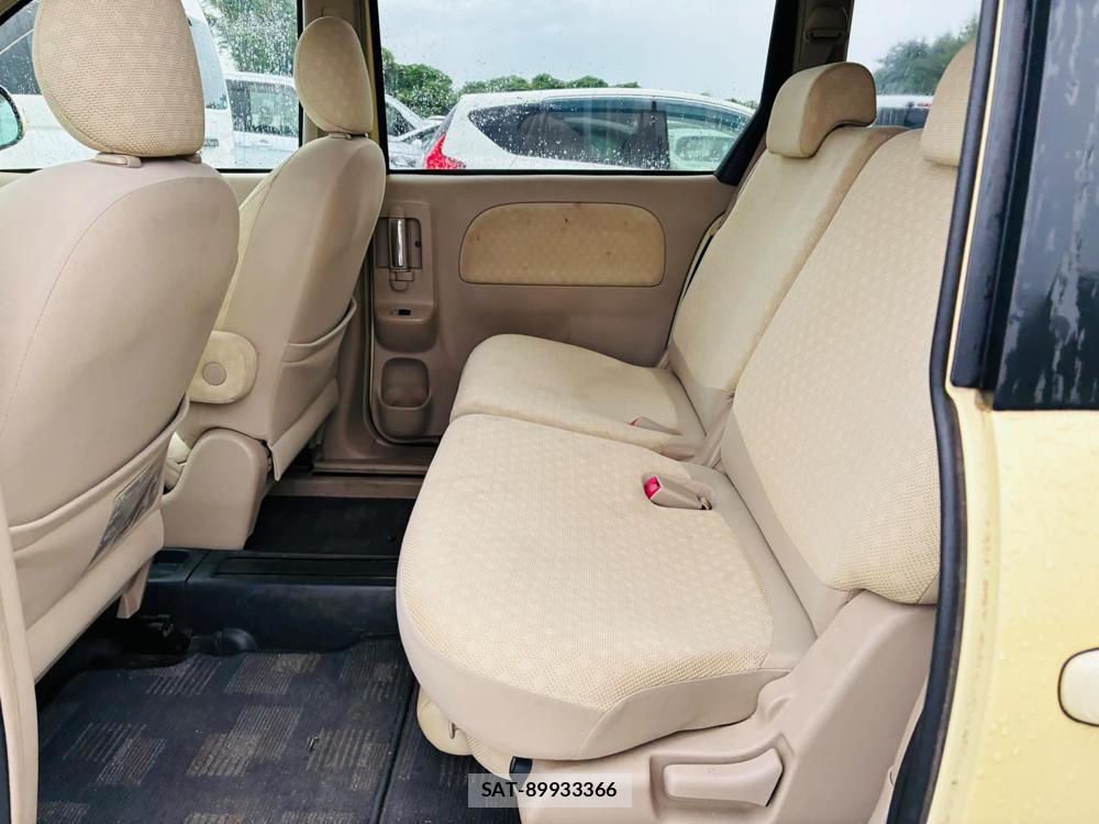 Toyota SIENTA 2008-03 7633718-9
