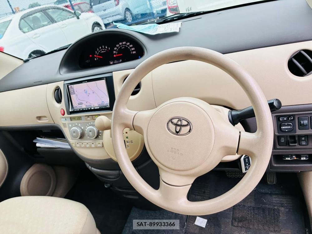 Toyota SIENTA 2008-03 7633718-14